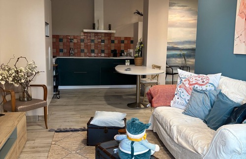 Freyming-Merlebach Apartment | Apartment "Calina" with Private Terrace, Wi-Fi and Air Conditioning