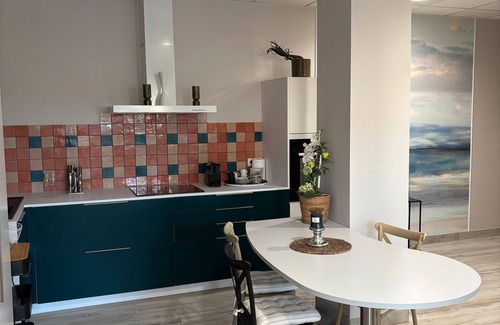 Freyming-Merlebach Apartment | Apartment "Calina" with Private Terrace, Wi-Fi and Air Conditioning