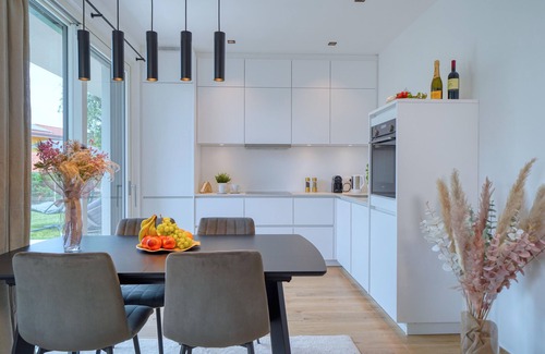 Montioni Apartment | Apartment 'Carmensita Premium Lazise' with Shared Pool, Wi-Fi and Air Conditioning