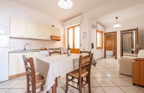 Calasetta Apartment | Apartment 'Casa Al Mare Calasetta' with Air Conditioning