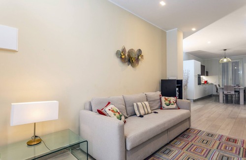 Milo Apartment | Apartment 'Casa Del Bosco' with Mountain View, Private Terrace and Wi-Fi