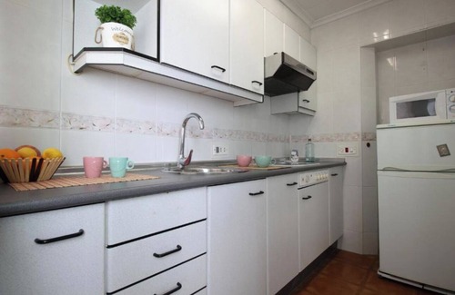 Port de Sagunt Apartment | Apartment "Casa Viva" with Balcony & Wi-Fi