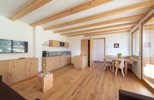 Marlengo Apartment | Apartment 'Cataleya' with Mountain View, Shared Pool and Wi-Fi