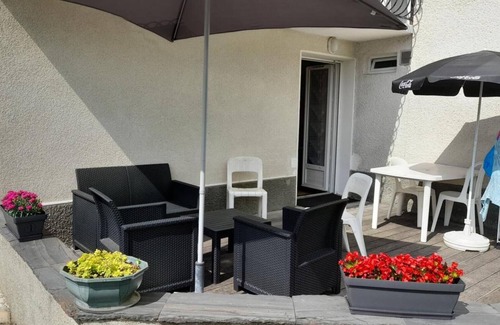Esterre Apartment | Apartment 'Cazaux - Appt 1' with Mountain View, Private Terrace and Wi-Fi