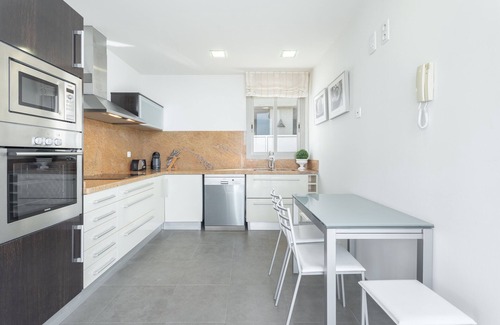 Faro de Cullera Villa | Apartment 'Chalet Villa Turistica Faro Cullera' with Sea View, Wi-Fi and Air Conditioning