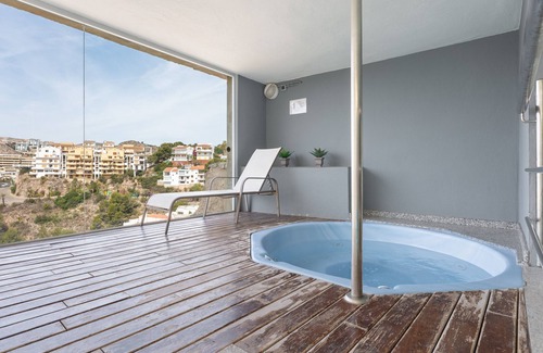 Faro de Cullera Villa | Apartment 'Chalet Villa Turistica Faro Cullera' with Sea View, Wi-Fi and Air Conditioning