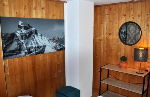 Engelberg Apartment | Apartment Chalet Fluegärtli by Interhome