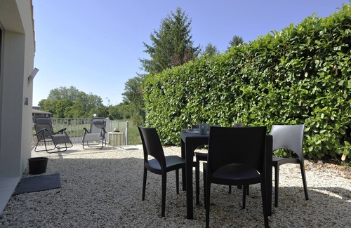Jonzac Apartment | APARTMENT - CHARM AND COMFORT - WITH TERRACE IN RESIDENCE IN QUIET JONZAC