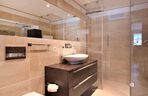 Sankt Moritz-Bad Apartment | Apartment Chesa Piz Mezdi - St- Moritz by Interhome