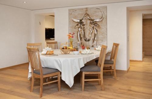 Sankt Moritz-Bad Apartment | Apartment Chesa Piz Padella - St- Moritz by Interhome