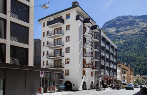Sankt Moritz-Bad Apartment | Apartment Chesa Piz Padella - St- Moritz by Interhome
