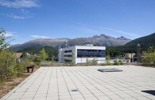 Sankt Moritz-Bad Apartment | Apartment Chesa Piz Padella - St- Moritz by Interhome