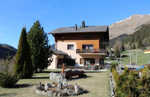 Bourg-Saint-Pierre Apartment | Apartment Chez Véro et Bernard