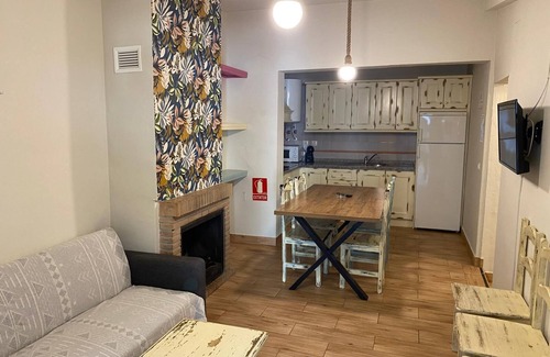 Huetor Santillan Apartment | Apartment 'Ciprés' with Mountain View, Shared Pool and Wi-Fi