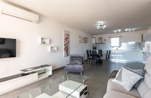 L'Ile-Rousse Apartment | Apartment Clos des Oliviers by Interhome