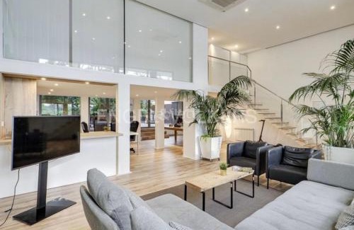 Badalona Apartment | Apartment close Barcelona - Rentals Badalona Beach - Free Parking