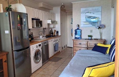 Concon Apartment | Apartment Concón with Sea View & Pool, 1BR, Torre Molinos