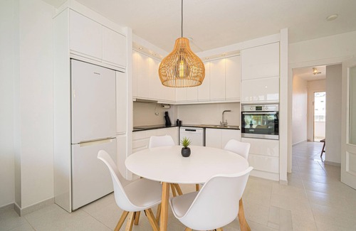 Altea Apartment | Apartment "Costabella Altea" with Mountain View, Pool, Wi-Fi, Garden & Terrace