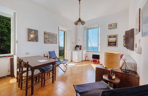 Bonassola Apartment | Apartment 'Costella' with Sea View and Private Garden