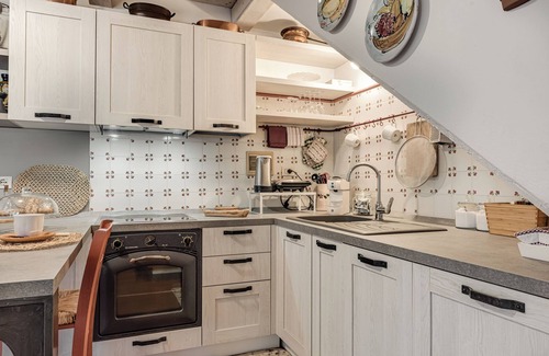 Bagno a Ripoli Apartment | Apartment 'Country House On The Florence Hills' with Private Terrace, Wi-Fi and Air Conditioning