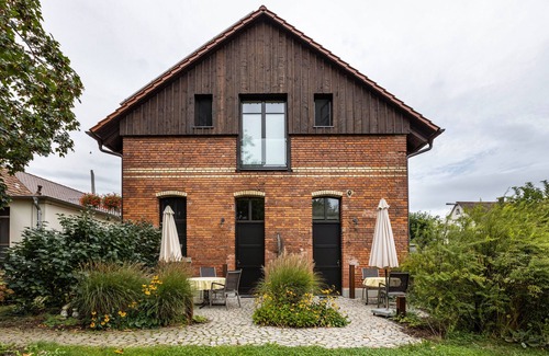 Reichenau Apartment | Apartment 'Daube' with Private Terrace, Shared Garden and Wi-Fi