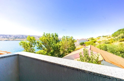 Zubovici Apartment | Apartment directly at the beach with sea view, free WiFi