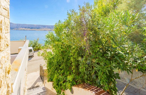 Zubovici Apartment | Apartment directly at the beach with sea view, free WiFi