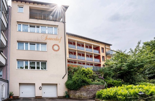Bad Wildbad Apartment | Apartment 'Doppelzimmer' with Shared Garden and Wi-Fi