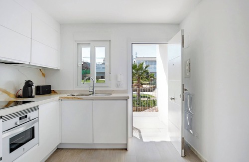 Atlanterra Apartment | Apartment "Luz de Poniente" with Shared Pool & Wi-Fi