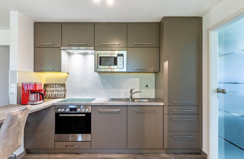 Schramberg Apartment | Apartment 'Eulennest' with Terrace and Wi-Fi