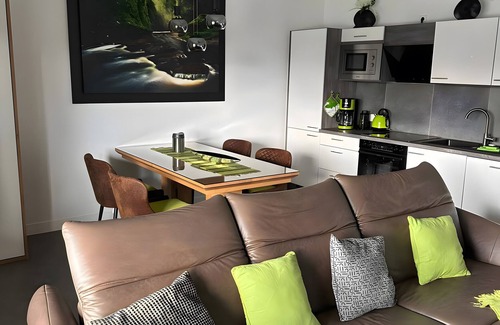 Schonebeck Apartment | Apartment 'Ferienwohnung 11' with Shared Terrace, Balcony and Wi-Fi