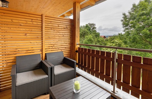 Unadingen Apartment | Apartment 'Ferienwohnung Gauchach' with Shared Garden, Balcony and Wi-Fi