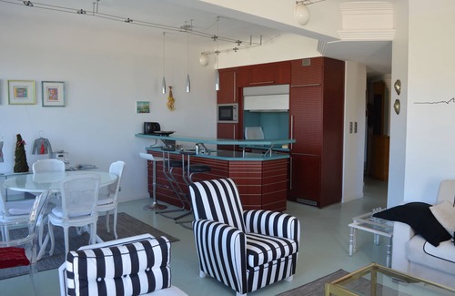 Biarritz City Centre Apartment | Apartment/flat - Biarritz The beach and town down the building, first line sea view