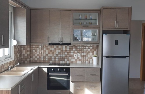 Sarande Apartment | Apartment for 8 sea & city view Mango Spt1