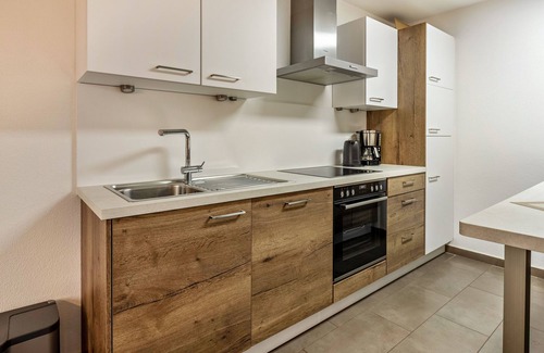 Ohningen Apartment | Apartment 'Gertrud' with Lake View, Balcony and Wi-Fi