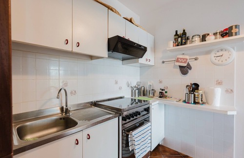 San Leonardo Villa | Apartment 'Gloria' with Sea View, Wi-Fi and Air Conditioning
