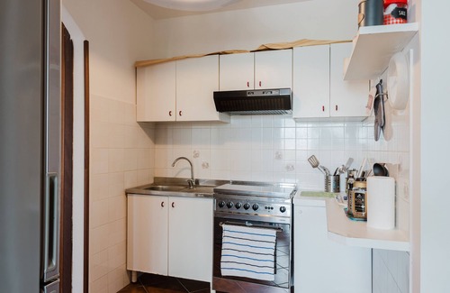 San Leonardo Villa | Apartment 'Gloria' with Sea View, Wi-Fi and Air Conditioning