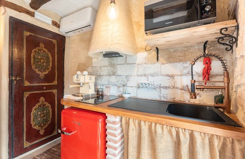 Olba House | Apartment 'Gnomo' with Mountain View, Wi-Fi and Air Conditioning