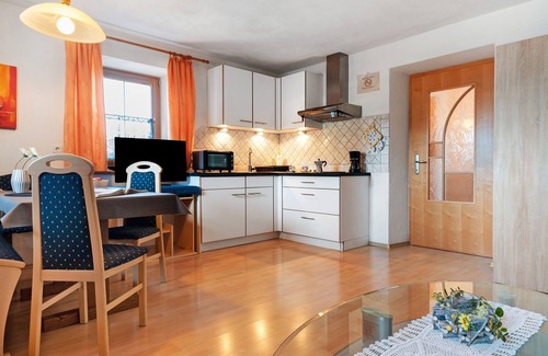 Rodengo Apartment | Apartment 'Gruberhof 1 with Mountain View' with Mountain View, Shared Garden and Wi-Fi