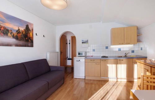 Burgusio Apartment | Apartment 'Haus Peer D1' with Mountain View, Balcony and Wi-Fi