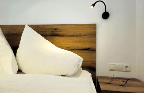 Landeck Apartment | Apartment Home Holzwurm by Interhome