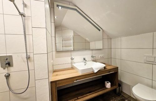 Landeck Apartment | Apartment Home Holzwurm by Interhome