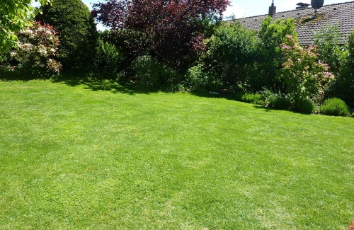 Ohningen Apartment | Apartment 'Höri' with Private Terrace, Garden and Wi-Fi