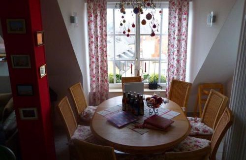 Innenstadt Apartment | Apartment in Augsburg with Whirlpool Bathtub