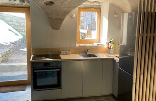 Saint-Martin-de-Belleville Apartment | Apartment in authentic chalet, heart of the village, close to the slopes, 78 m²