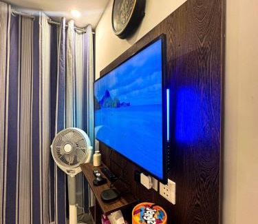 Bahria Town Apartment | Apartment in Bahria Town Lahore, 1BHK with 2 ACs, 2 LEDs, Wifi, and Board Games