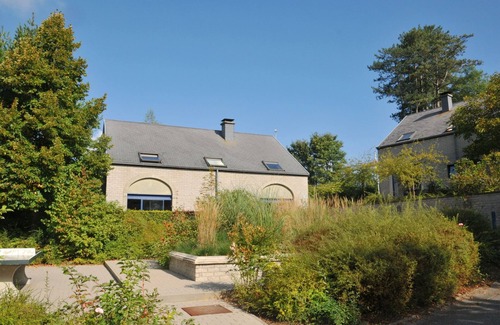 Bohon Apartment | Apartment in Belgium With Bubble Bath