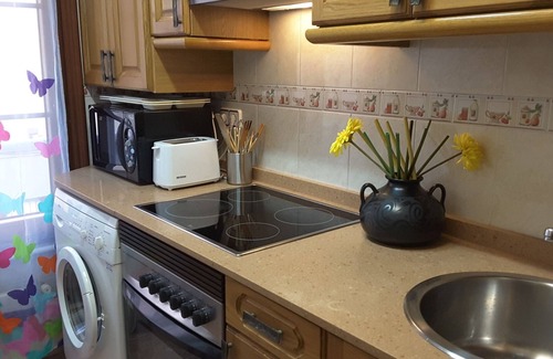 Cimadevilla Apartment | Apartment in Cimadevilla Gijón. Tourism Registration Number: VUT-114-AS