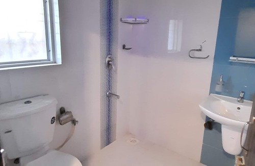 Colva Apartment | Apartment in Colva, Goa with Pool & Gym