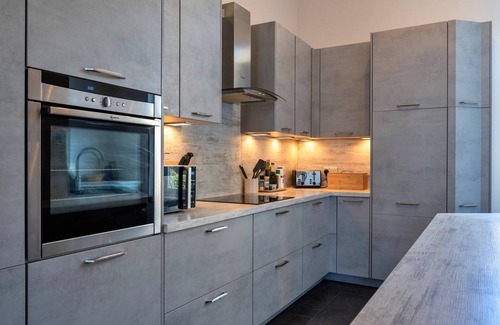Newquay Apartment | Apartment in Cornwall with Towan Beach Views